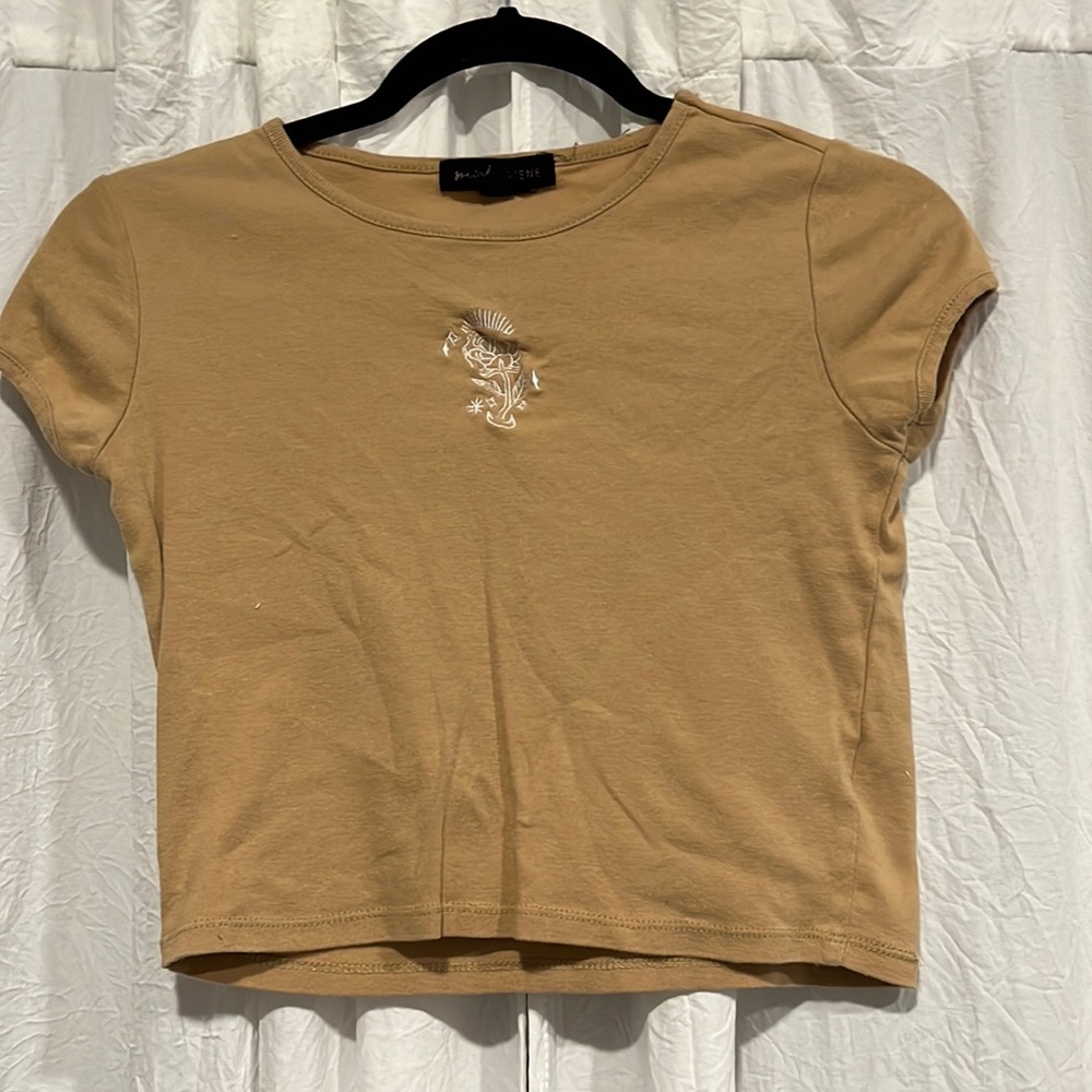 Crop top tee